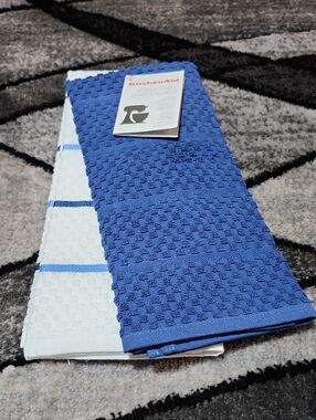 KITCHEN AID 2017 NAVY BLUE/DISIGN 2PC WAFFLE WEAVE KITCHEN TOWELS